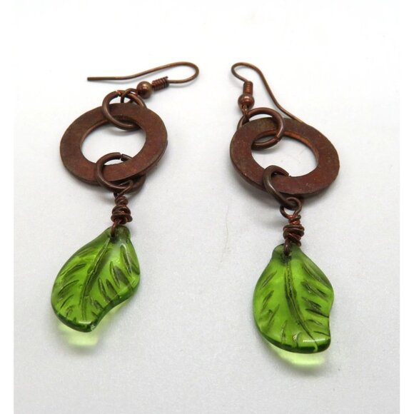 Handcrafted Earrings Hammered Copper Circle Green Leaf Lucite Dangle Pierced - Picture 8 of 9